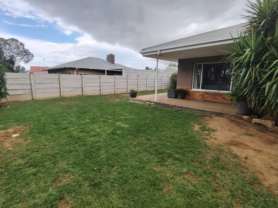 4 Bedroom Property for Sale in Hospitaalpark Free State